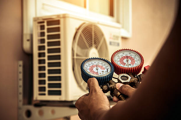 Professional Ductwork Repair technician working in Bluffton, TX